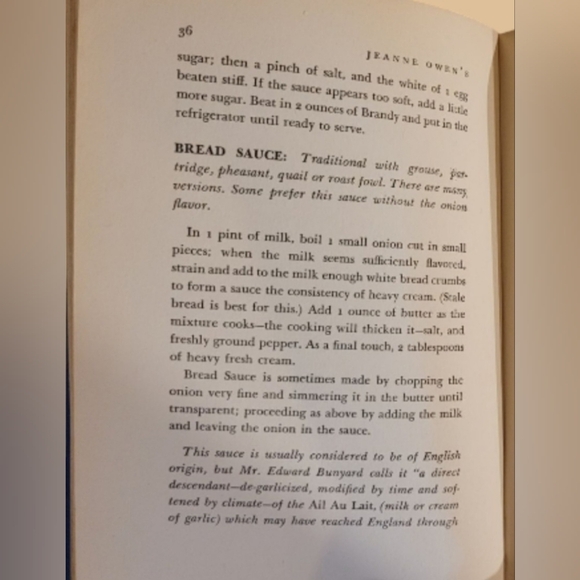 VINTAGE 1941 "BOOK OF SAUCES" BY JEANNE OWEN FIRST EDITION ~ HARDCOVER - Picture 6 of 8